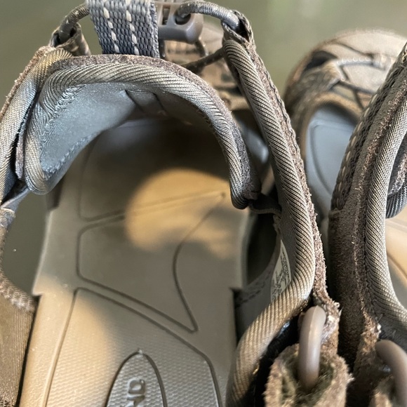 Lands End Closed Toed Sandals Size 8 Wide - Picture 5 of 8